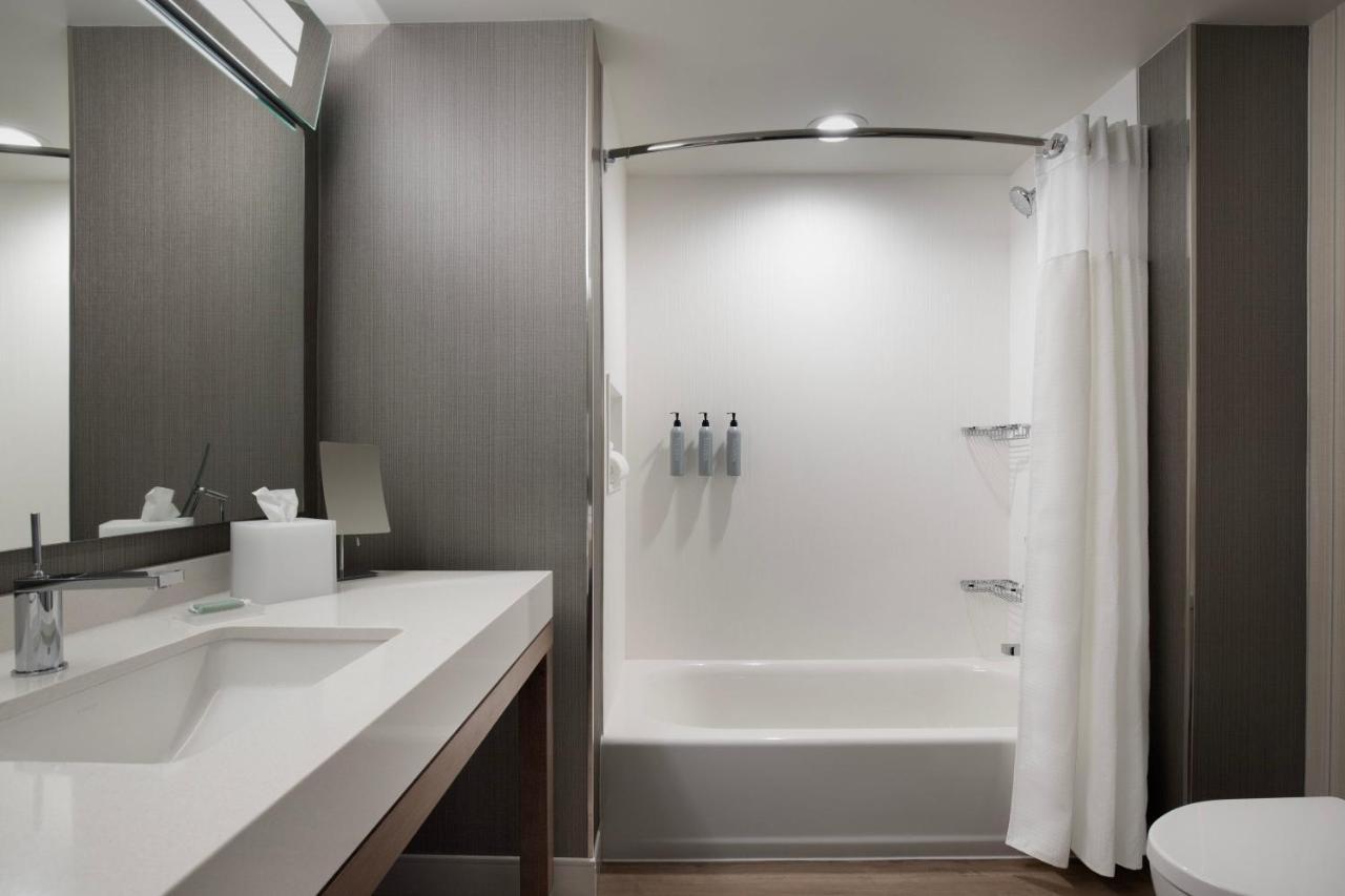 Courtyard By Marriott Nanaimo酒店 外观 照片