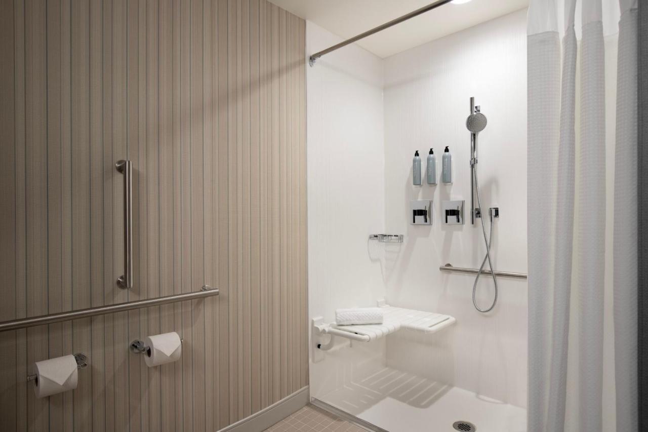 Courtyard By Marriott Nanaimo酒店 外观 照片